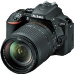 Nikon D5500 DSLR Camera with 18-140mm Lens (Black)